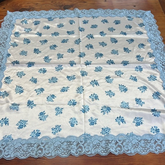 NWT We Are HAH Scarf Down Ditsy Floral French Blue White Skirt Top Head Wrap - Picture 3 of 9